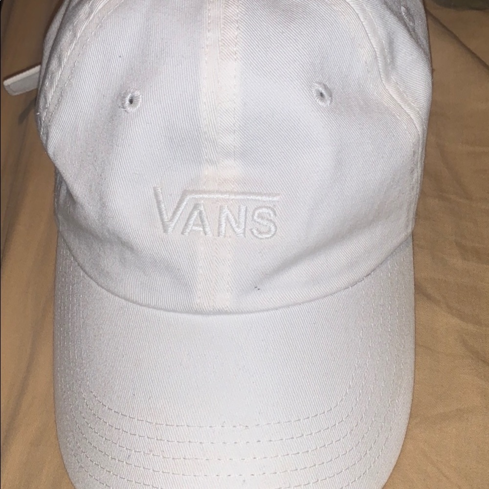 All white Vans hat I’ve cleaned and washed it
